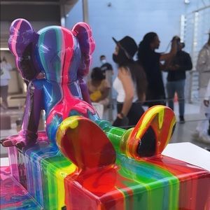 Meet your Posher, Moira